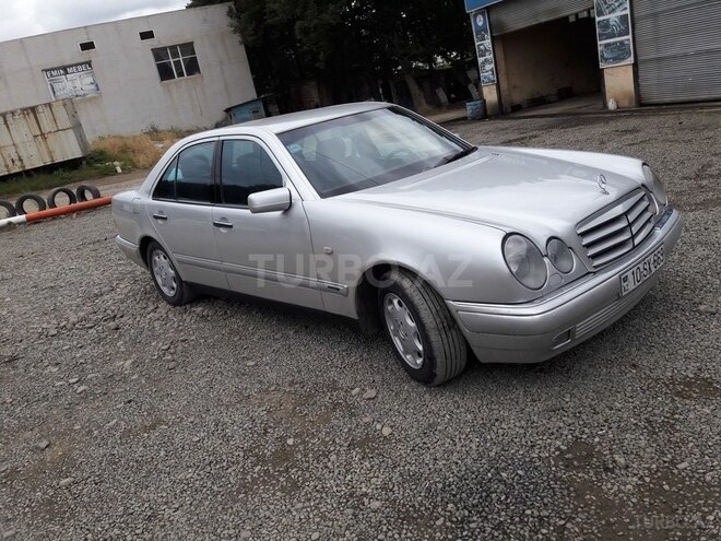 Mercedes E 230 1997, 452,100 km - 2.3 l - Masallı
