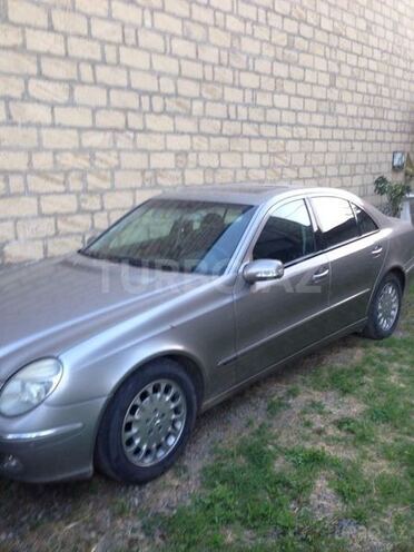 Mercedes E 220 2004, 156 km - 2.6 l - Bakı