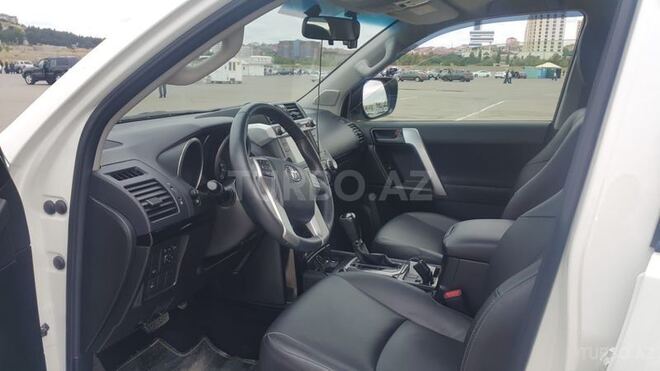 Toyota Prado 2015, 32,000 km - 2.7 l - Bakı