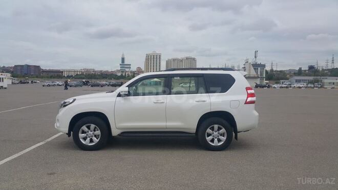 Toyota Prado 2015, 32,000 km - 2.7 l - Bakı