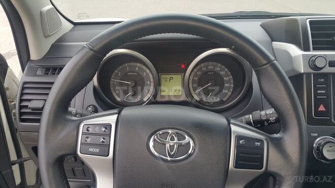 Toyota Prado 2015, 32,000 km - 2.7 l - Bakı