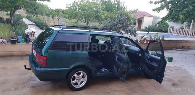 Volkswagen Passat 1996, 250,000 km - 2.0 l - Bakı