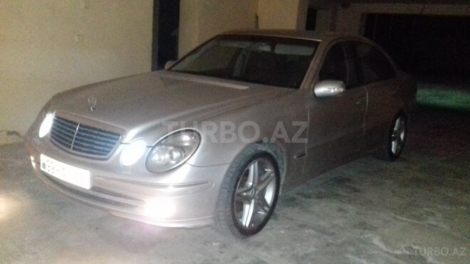 Mercedes E 220 2002, 278,458 km - 2.1 l - Bakı