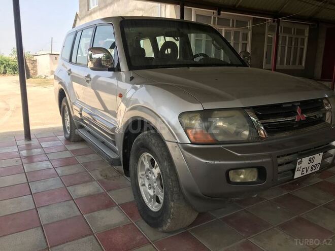 Mitsubishi Pajero 2002, 180,000 km - 0.2 l - Masallı