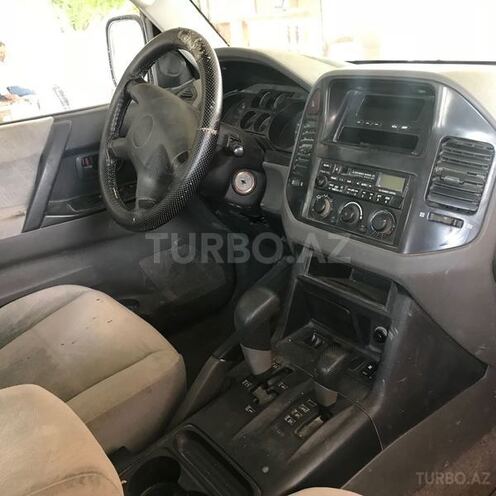 Mitsubishi Pajero 2002, 180,000 km - 0.2 l - Masallı