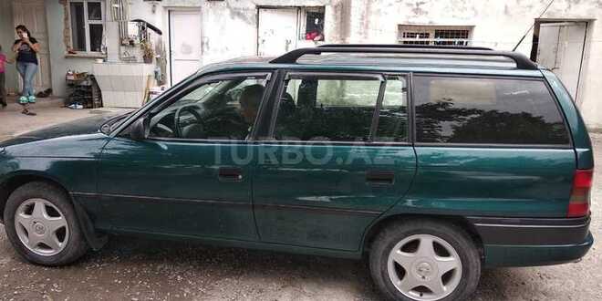 Opel Astra 1995, 423,516 km - 1.3 л - Gəncə