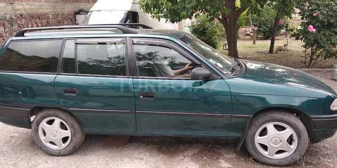 Opel Astra 1995, 423,516 km - 1.3 л - Gəncə