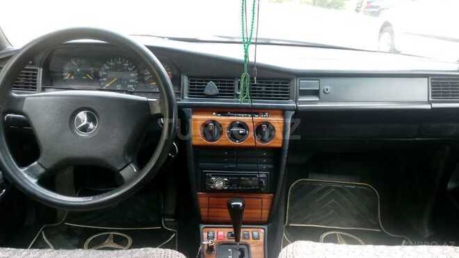 Mercedes 190 1993, 332,232 km - 2.0 l - Bakı