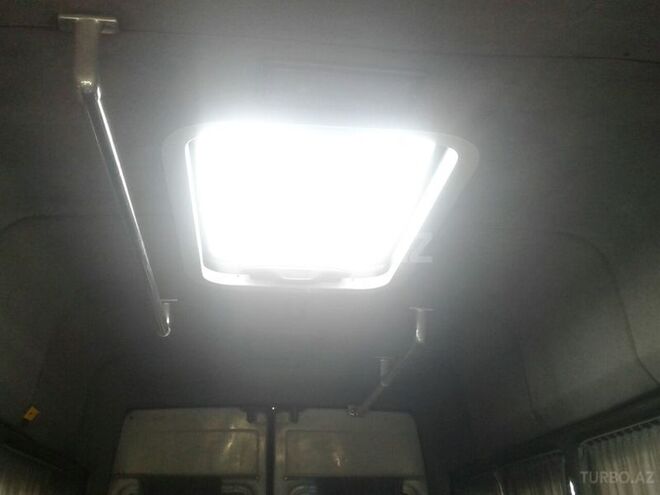 Mercedes Sprinter 413 2001, 396,653 km - 2.2 л - Bakı