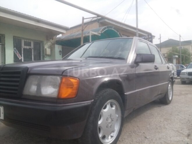 Mercedes 190 1992, 300,000 km - 2.0 l - Bakı
