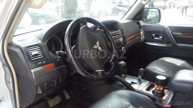 Mitsubishi Pajero 2007, 200,000 km - 3.0 л - Bakı