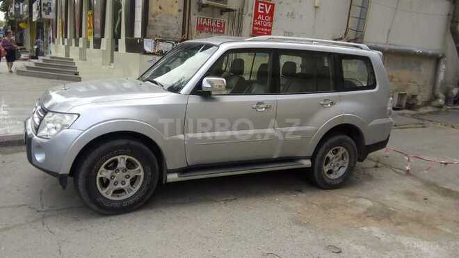 Mitsubishi Pajero 2007, 200,000 km - 3.0 л - Bakı