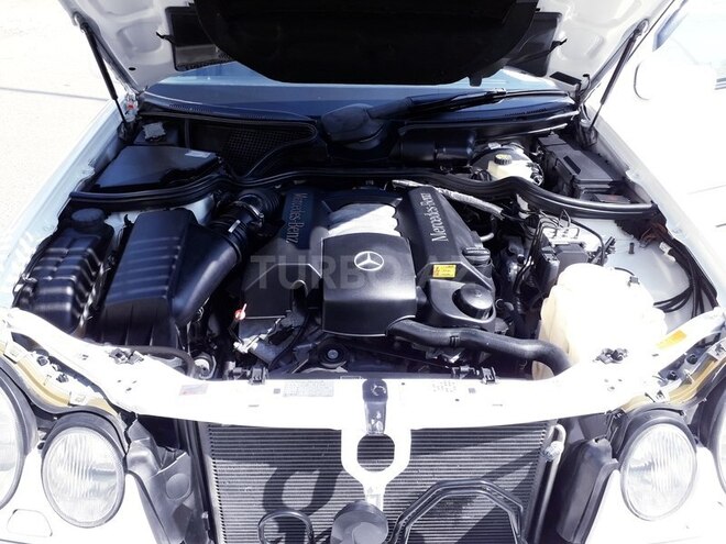 Mercedes E 240 1999, 120,000 km - 2.4 l - Bakı