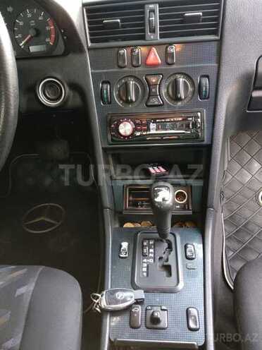 Mercedes C 220 1998, 270,000 km - 2.2 л - Bakı