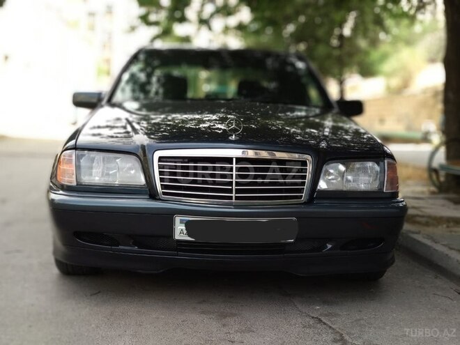 Mercedes C 220 1998, 270,000 km - 2.2 л - Bakı