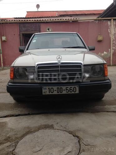 Mercedes E 230 1989, 280,000 km - 2.3 l - Bakı