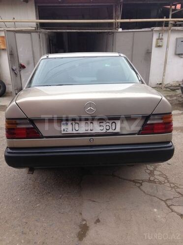 Mercedes E 230 1989, 280,000 km - 2.3 l - Bakı