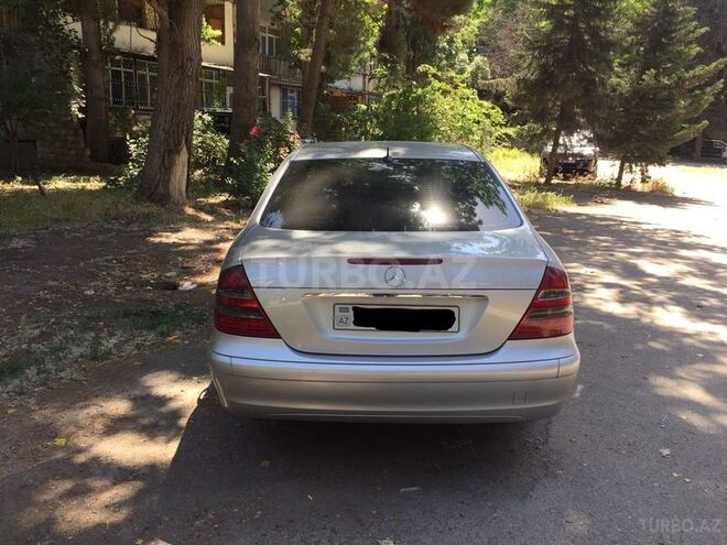 Mercedes E 220 2005, 340,000 km - 2.2 l - Bakı