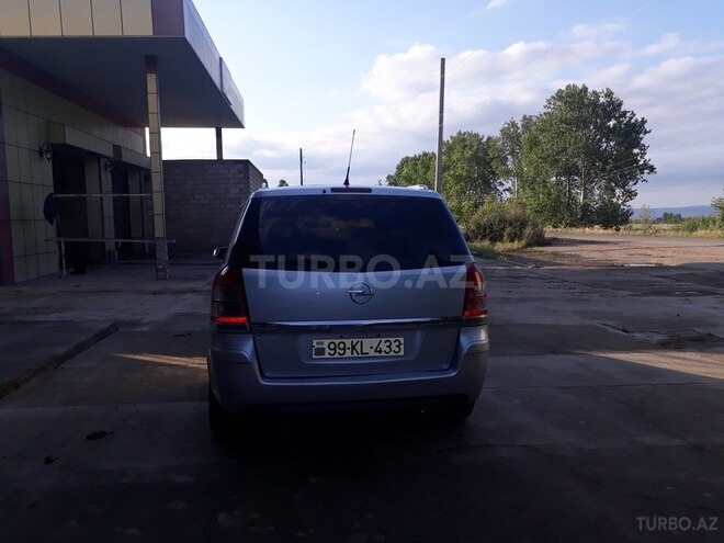 Opel Zafira 2008, 236,000 km - 0.2 л - Tovuz