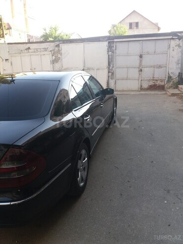 Mercedes E 220 2004, 205,000 km - 2.2 л - Bakı