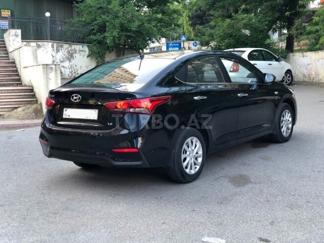 Hyundai Accent 2018, 1,600 km - 1.6 l - Sumqayıt