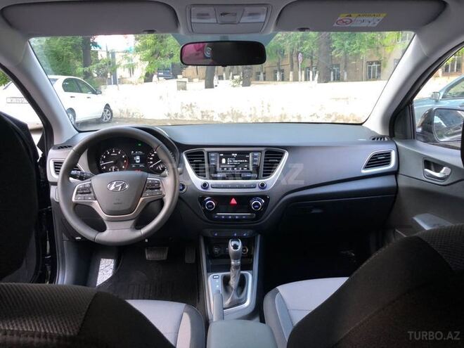 Hyundai Accent 2018, 1,600 km - 1.6 l - Sumqayıt