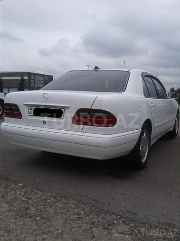 Mercedes E 280 1999, 383,333 km - 2.8 л - Gəncə