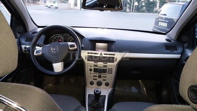 Opel Astra 2008, 300,000 km - 1.9 l - Bakı