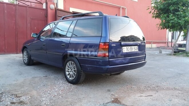 Opel Astra 1997, 225,000 km - 1.6 l - Bakı