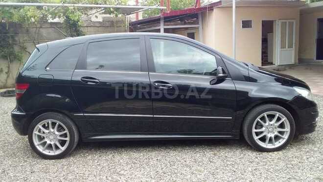 Mercedes B 200 2009, 70,034 km - 1.7 л - Bakı