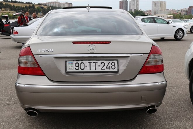 Mercedes E 350 2006, 250,000 km - 3.5 l - Bakı