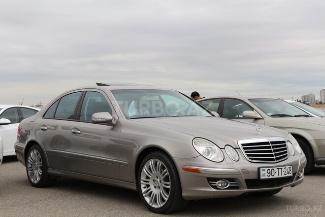 Mercedes E 350 2006, 250,000 km - 3.5 l - Bakı