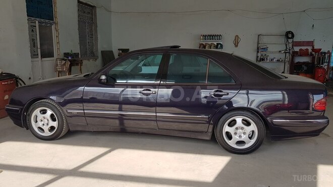 Mercedes E 270 1999, 325,123 km - 2.7 l - Sumqayıt
