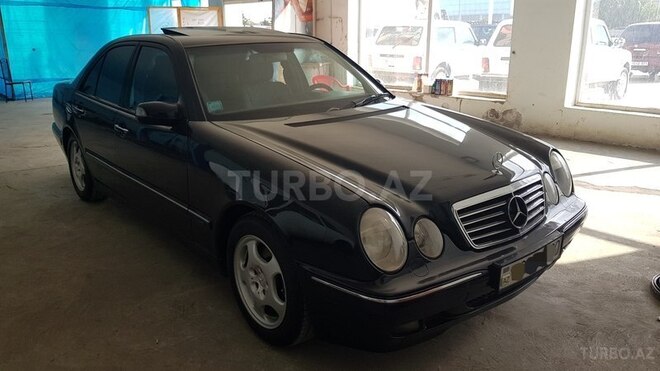 Mercedes E 270 1999, 325,123 km - 2.7 l - Sumqayıt