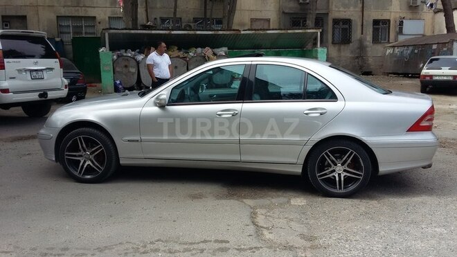 Mercedes C 180 2000, 283,400 km - 1.8 l - Bakı