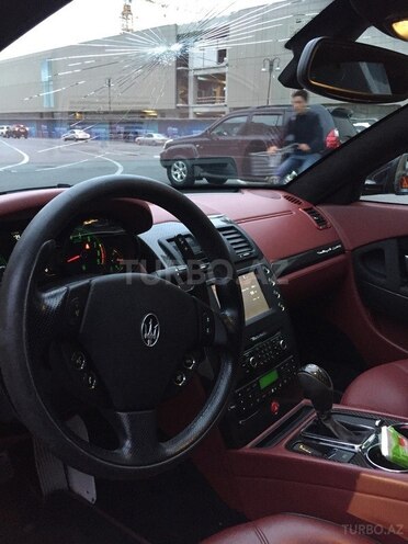 Maserati Quattroporte 2012, 62,000 km - 5.0 л - Bakı