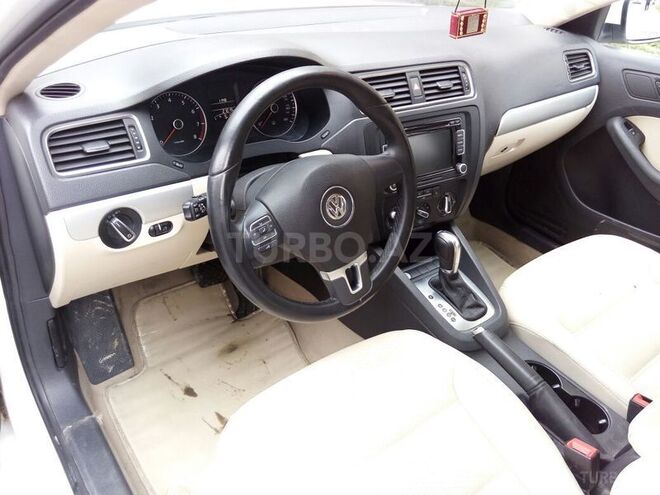 Volkswagen Jetta 2013, 40,000 km - 1.8 l - Bakı