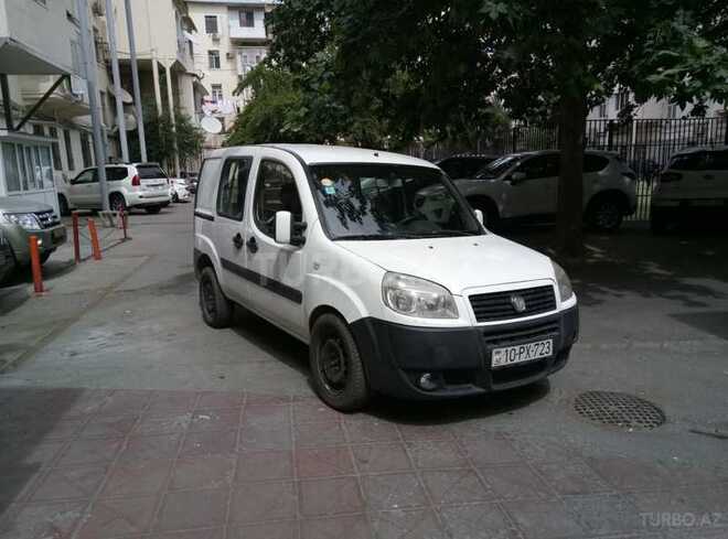 Fiat Doblo 2007, 245,000 km - 1.9 l - Bakı