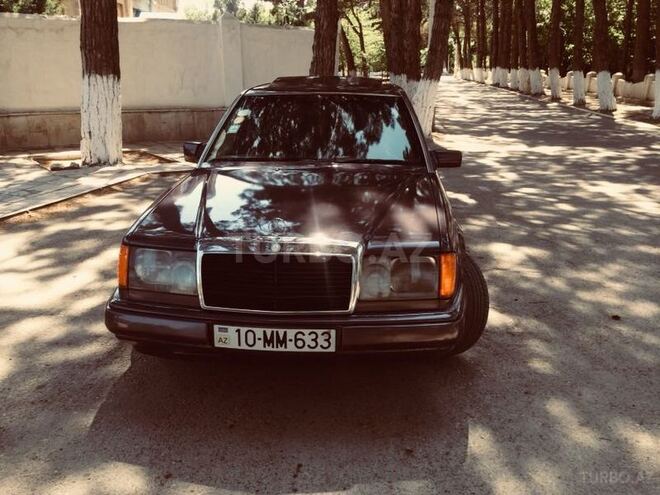 Mercedes E 200 1990, 238,000 km - 2.0 l - Xırdalan