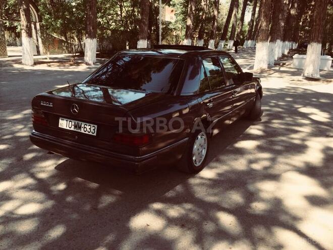 Mercedes E 200 1990, 238,000 km - 2.0 l - Xırdalan