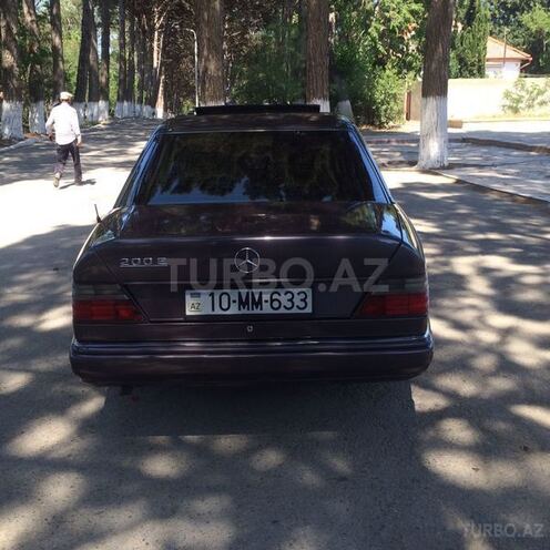 Mercedes E 200 1990, 238,000 km - 2.0 l - Xırdalan
