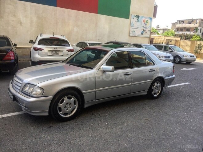 Mercedes E 280 2000, 270,000 km - 2.8 l - Sumqayıt