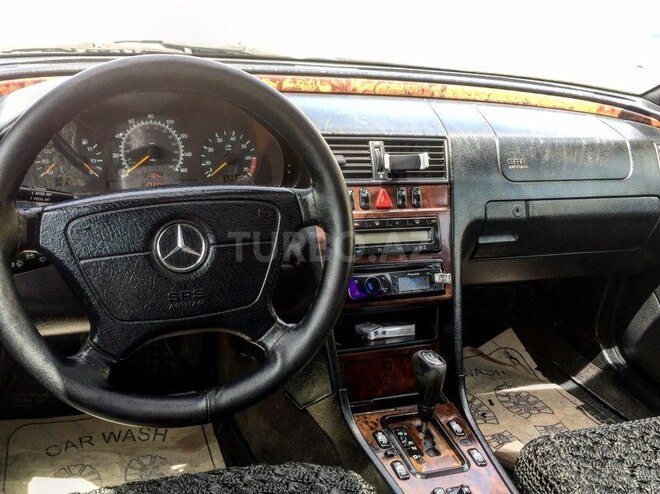 Mercedes E 280 2000, 270,000 km - 2.8 l - Sumqayıt