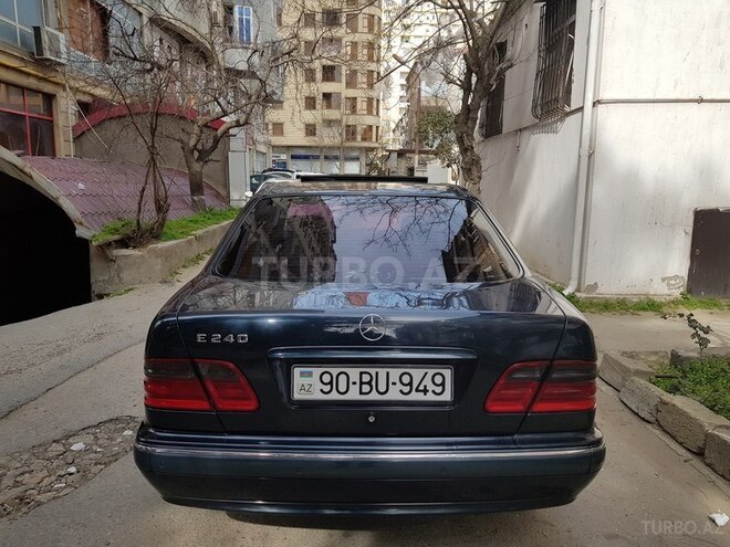 Mercedes E 240 2000, 198,000 km - 2.6 l - Bakı