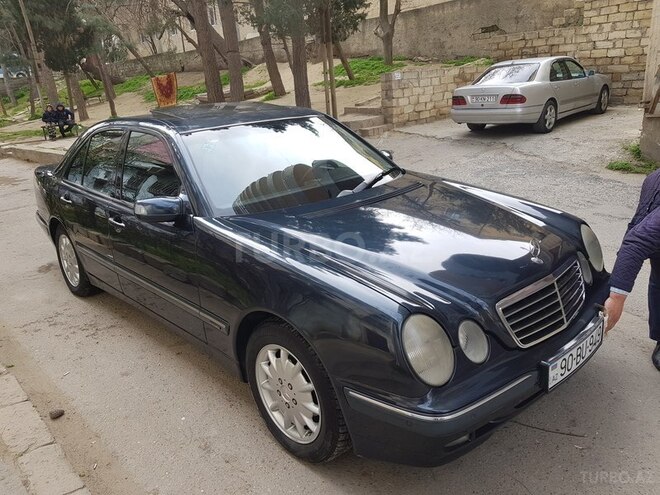 Mercedes E 240 2000, 198,000 km - 2.6 l - Bakı