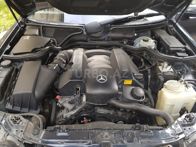 Mercedes E 240 2000, 198,000 km - 2.6 l - Bakı
