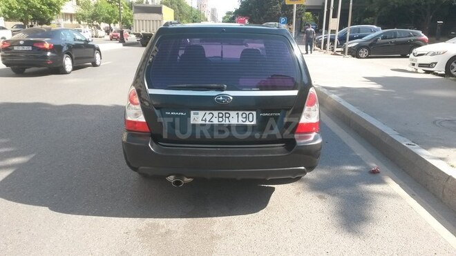Subaru Forester 2007, 235,000 km - 2.0 л - Bakı