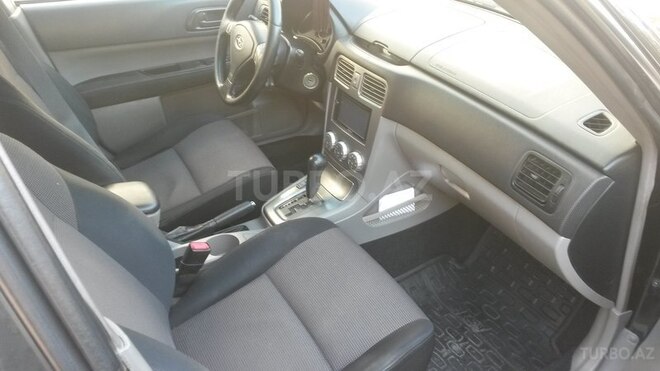 Subaru Forester 2007, 235,000 km - 2.0 л - Bakı