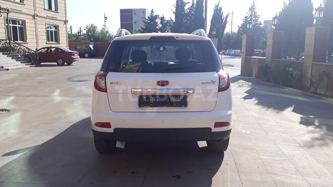 Geely  2013, 42,500 km - 2.4 l - Bakı