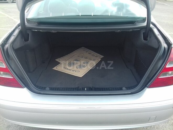 Mercedes E 320 2003, 252,000 km - 3.2 l - Gəncə